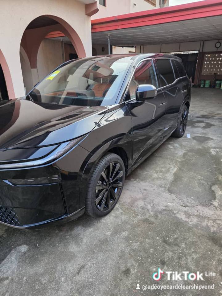 A picture of Full electric Toyota bz3x 2025 610 kilometer range Condition Brand