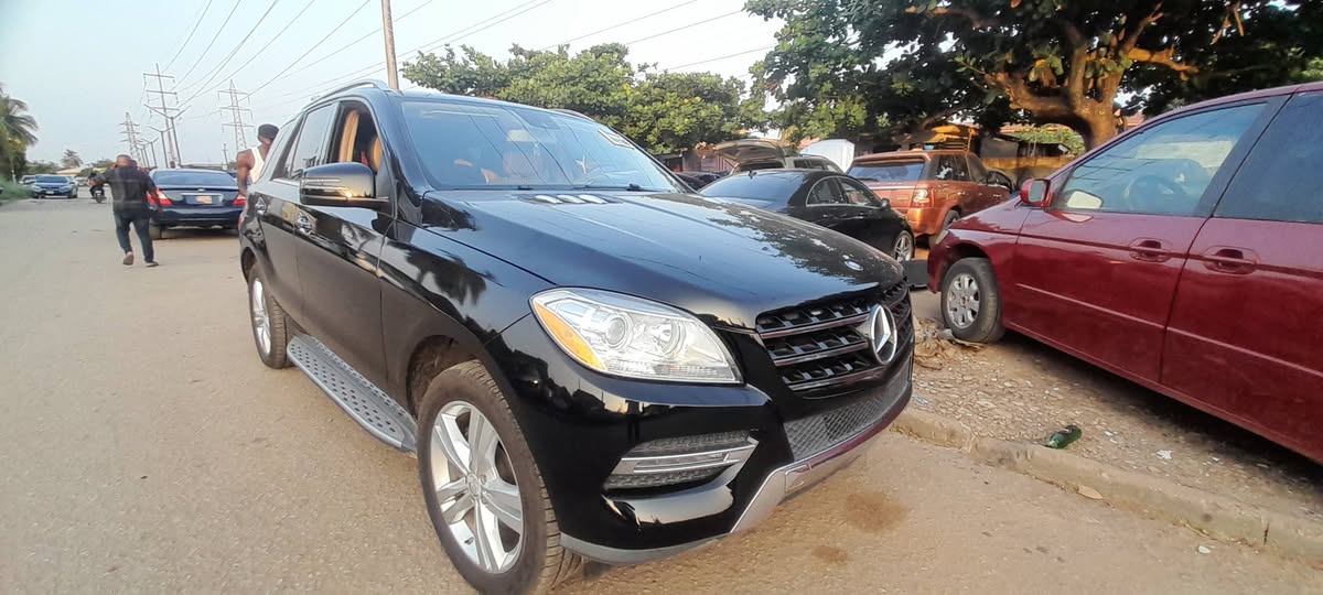 A picture of Foreign used 2013 benz ml350 for sale
