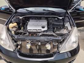 A picture of Lexus 330
