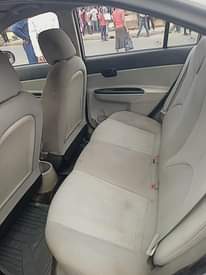 A picture of Hyundai ACCENT 2010