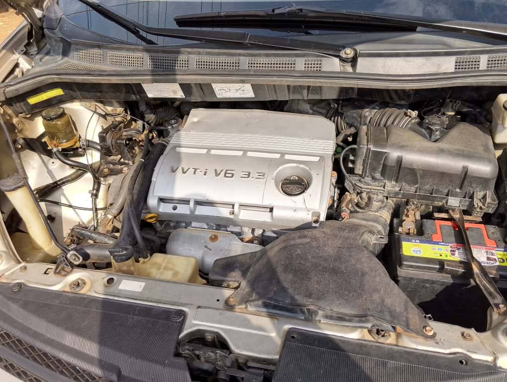 A picture of REGISTERED TOYOTA SIENNA LE 2006