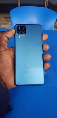 A picture of Samsung a12