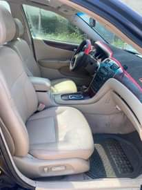 A picture of Lexus Es300