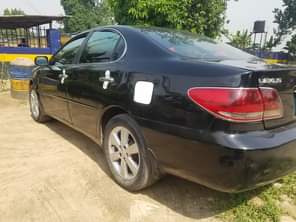 A picture of PRICE 3 450M NAIRA BUYER SETTLE AGENT 100K LEXUS ES330