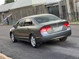 A picture of Extremely clean Nigerian used civic irobot 2007 model Everything working