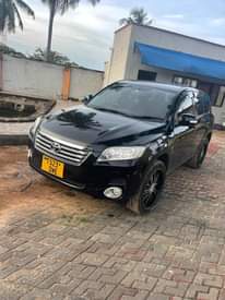 A picture of Toyota van guard