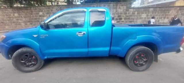 used toyota hilux