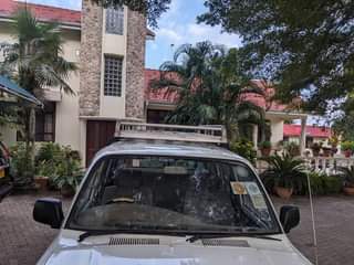 A picture of Land cruiser Price mil 23 Full documents Manual Diesel Clean