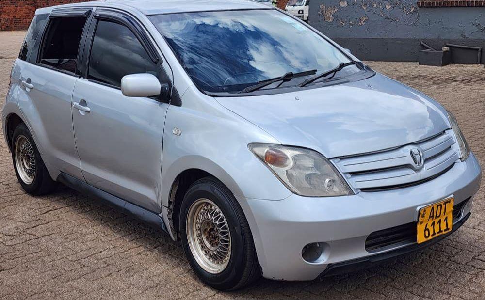 used toyota ist