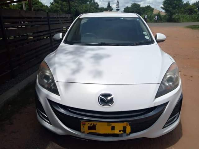 mazda axela