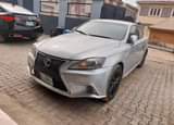A picture of Lexus is250