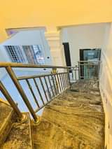 A picture of 3 bedroom block of flat for sale 3bedrooms 4 toilets
