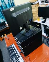 A picture of HP DESKTOP CORE I5 COMPLETE BEI YAKUBWAGA