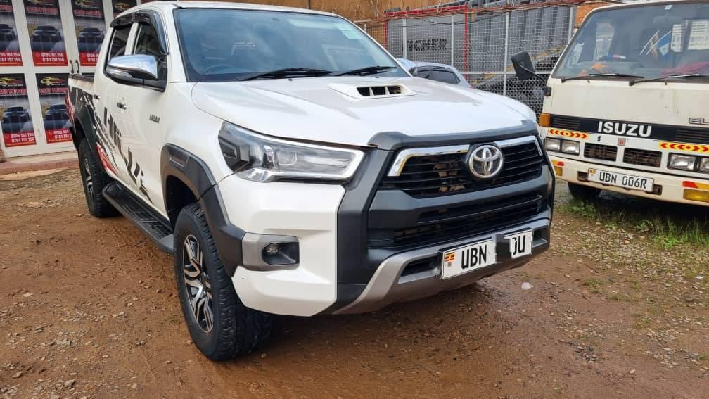 used toyota hilux