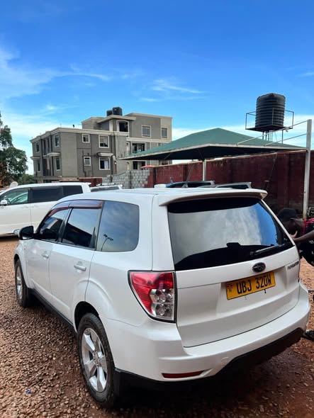 A picture of Subaru forester 2008