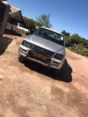 used mitsubishi l200