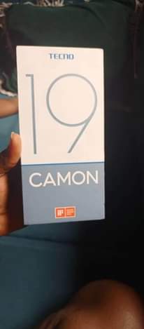 A picture of Camon 19