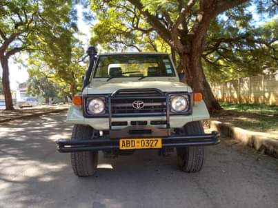 toyota land cruiser