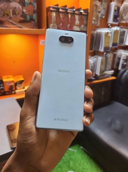 A picture of Sony V42
