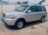 A picture of Honda Pilot 2004