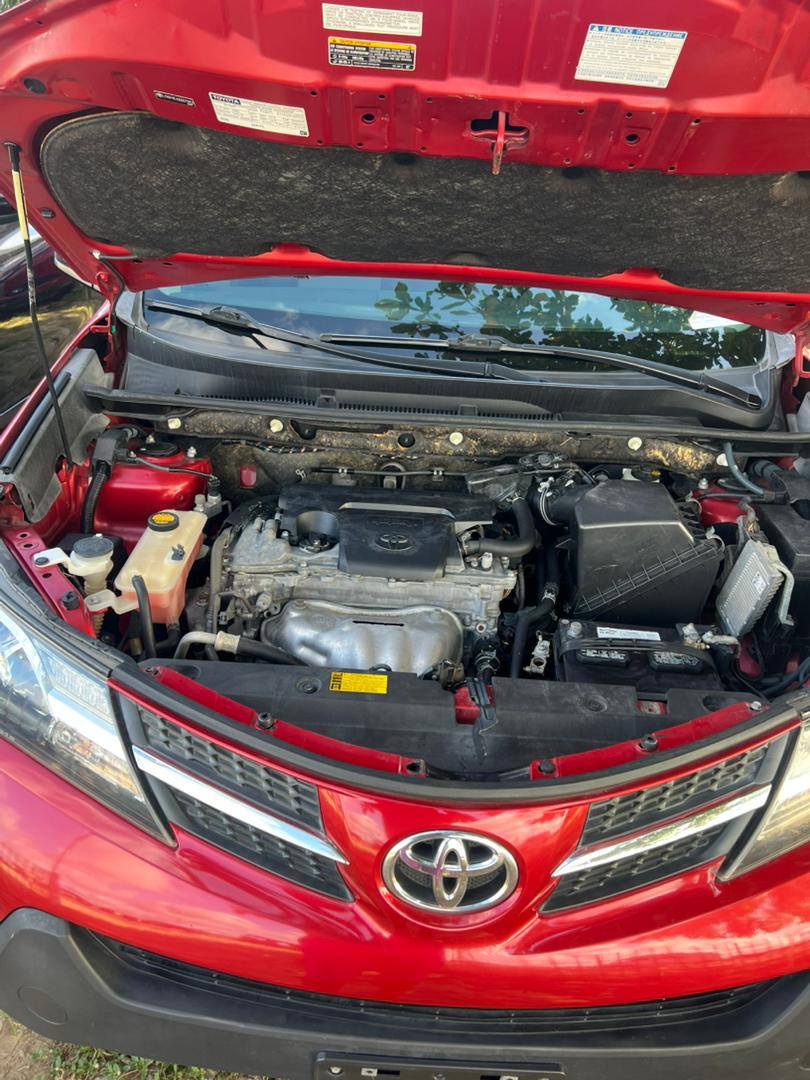 A picture of Toyota rav4 2014