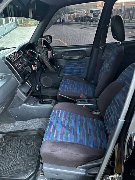 A picture of TOYOTA RAV4