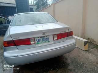 A picture of Drop light Camry Belgium Standard