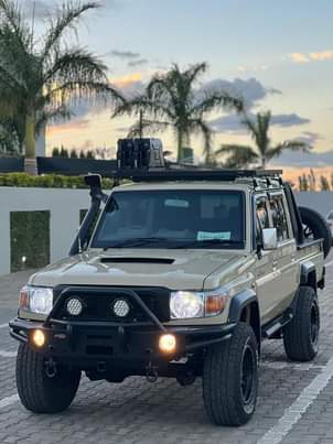 toyota land cruiser