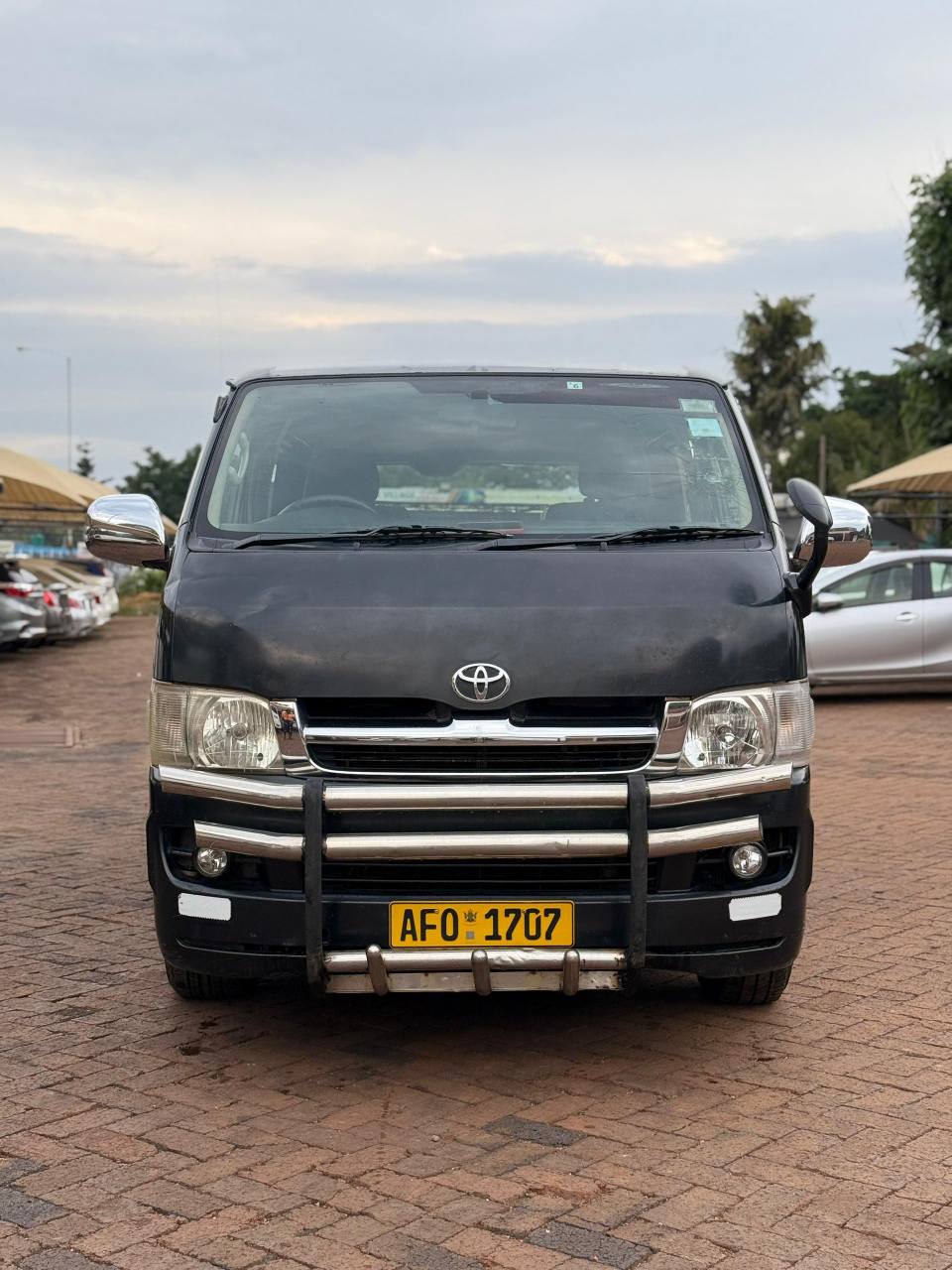 used toyota hiace