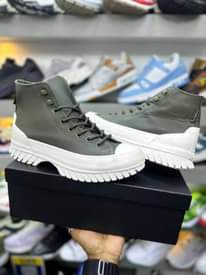 A picture of Converse boot new shoes in town WhatsApp 0627380274