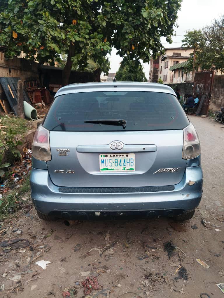 A picture of Toyota matrix 2007