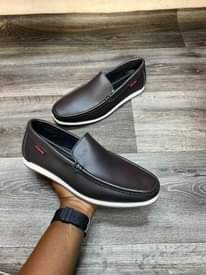 A picture of TSH 55 000 Size 40 45 255719748942 Bonyeza Whatsapp https
