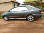 A picture of 2004 Corolla LE 2004
