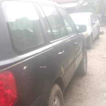 A picture of Honda pilot 2003 model