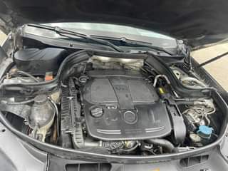 A picture of Mercedes Benz GLK350