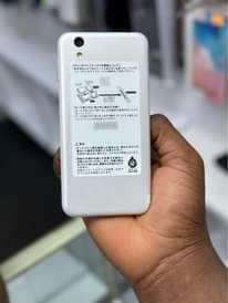 A picture of AQUOS SH 32GB