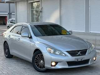 A picture of Toyota markx new model