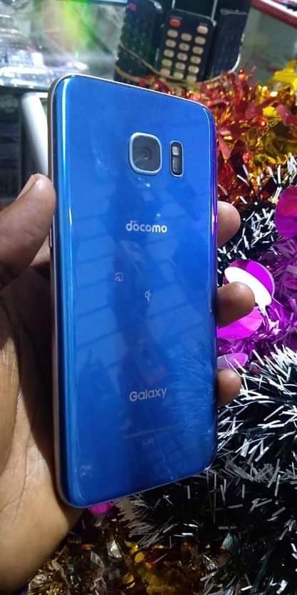 A picture of NEW GALAXY S7 EDGE