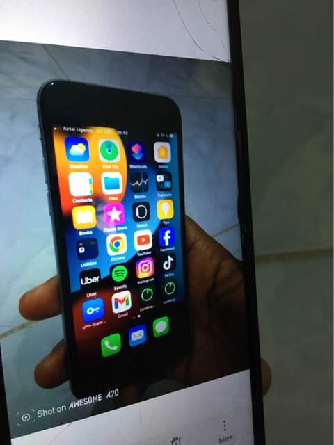 A picture of iPhone 6s
