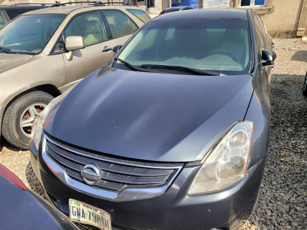 A picture of 2011 Nissan in perfect condition 070 8788 510 2