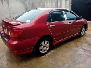 A picture of 2005 Toyota Corolla 05