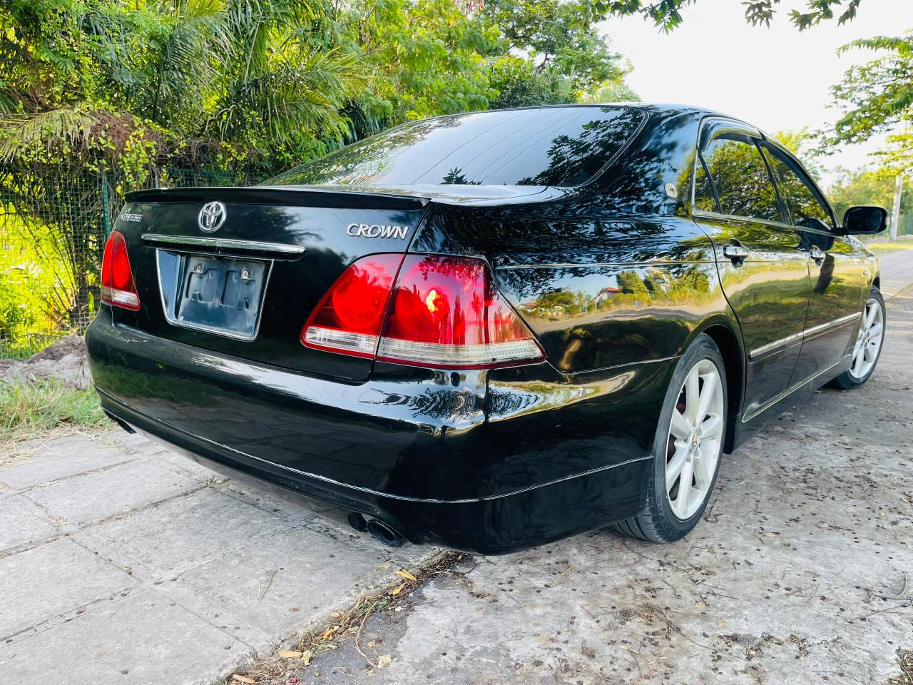 toyota crown athlete