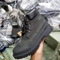 A picture of Boot shoes for men
