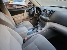 A picture of Register highlander 2010model Engin ND gear untouched ac cool In