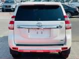 A picture of TOYOTA PRADO 2016