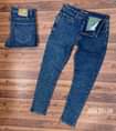 A picture of Jeans kali