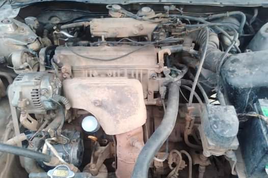 A picture of Toyota Camry aka drop light
