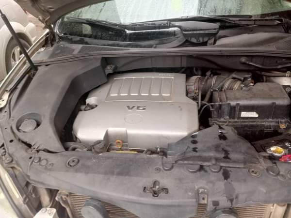 A picture of Lexus Rx 350 super silent and untouched engine Smooth transmission