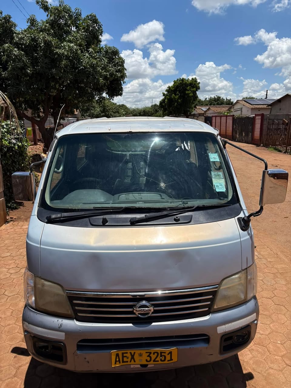 used nissan caravan