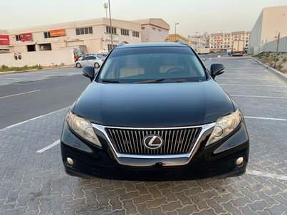 A picture of Lexus 2011 full option watsapp 0551513562